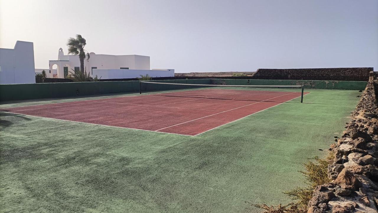 The White House With Pool - Playa Blanca Appartamento *